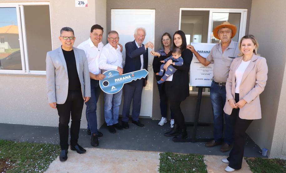 Casa Fácil Paraná: Darci Piana entrega casas para 292 famílias de Ponta Grossa