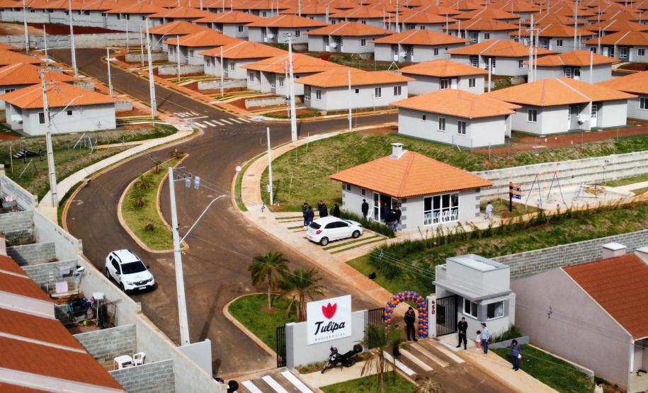 Casa Fácil Paraná: Darci Piana entrega casas para 292 famílias de Ponta Grossa