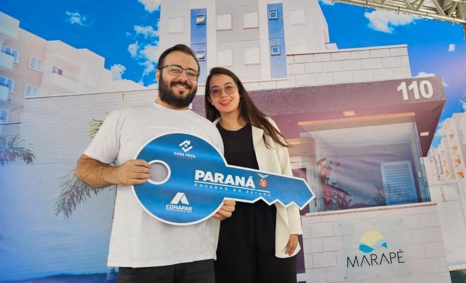 Com aporte estadual de R$ 2,33 milhões, 200 famílias de Maringá conquistam imóveis próprios