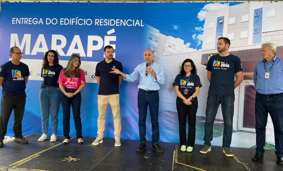 Com aporte estadual de R$ 2,33 milhões, 200 famílias de Maringá conquistam imóveis próprios