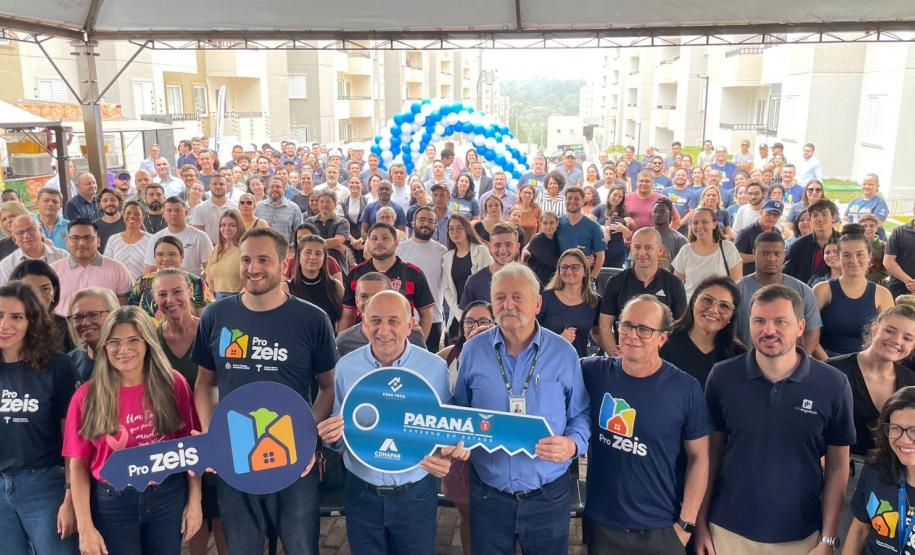 Com aporte estadual de R$ 2,33 milhões, 200 famílias de Maringá conquistam imóveis próprios