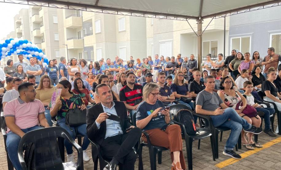 Com aporte estadual de R$ 2,33 milhões, 200 famílias de Maringá conquistam imóveis próprios