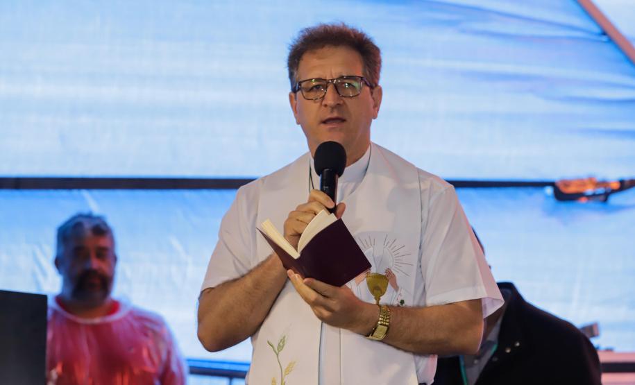 532 famílias de Cafelândia e Nova Aurora recebem as chaves da casa própria