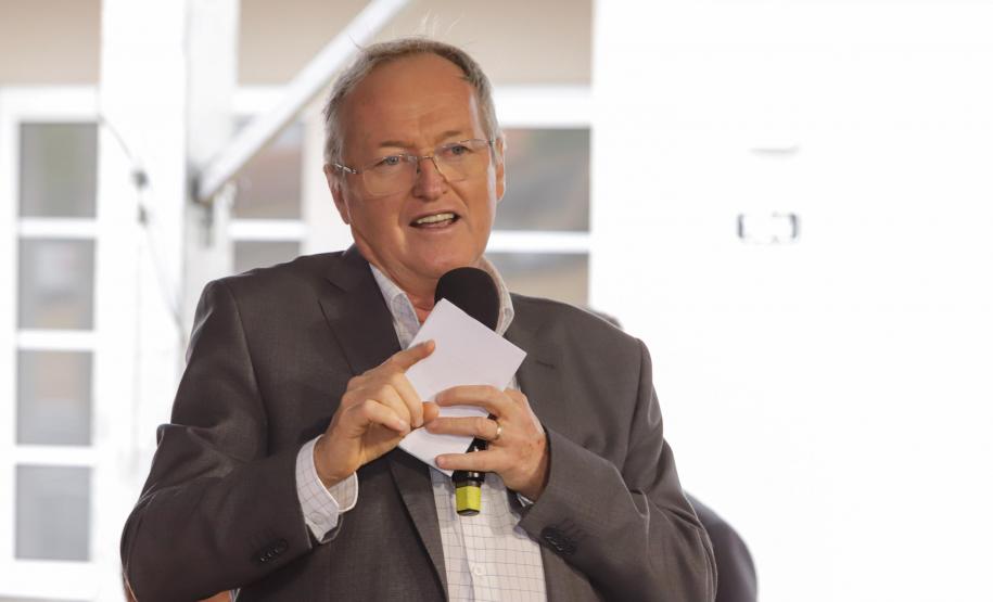 532 famílias de Cafelândia e Nova Aurora recebem as chaves da casa própria