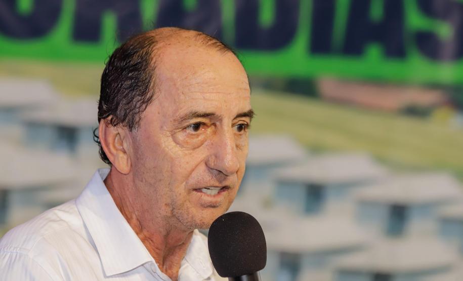 532 famílias de Cafelândia e Nova Aurora recebem as chaves da casa própria