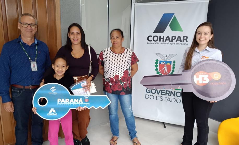 Com apoio do Casa Fácil, novo residencial é entregue e beneficia 30 famílias de Paranavaí