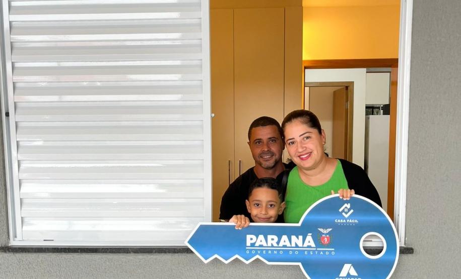 Com apoio do Casa Fácil, novo residencial é entregue e beneficia 30 famílias de Paranavaí