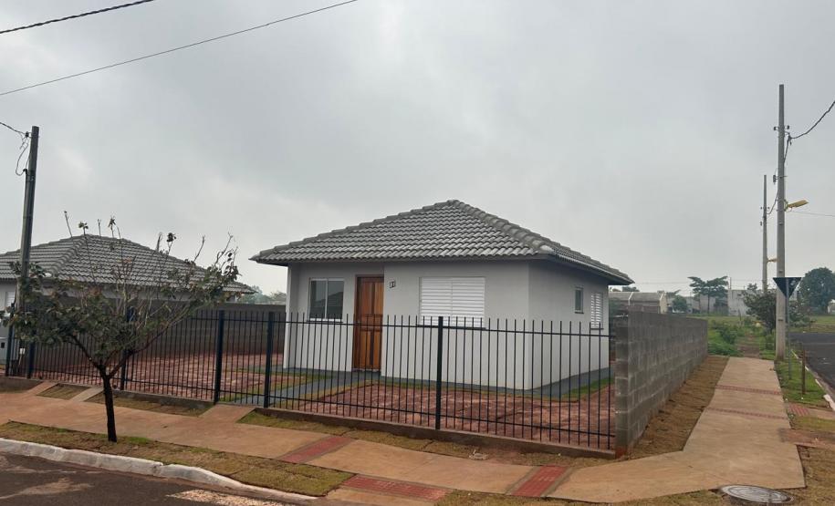 Com apoio do Casa Fácil, novo residencial é entregue e beneficia 30 famílias de Paranavaí