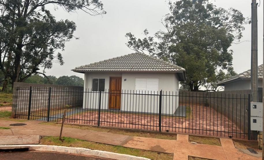 Com apoio do Casa Fácil, novo residencial é entregue e beneficia 30 famílias de Paranavaí