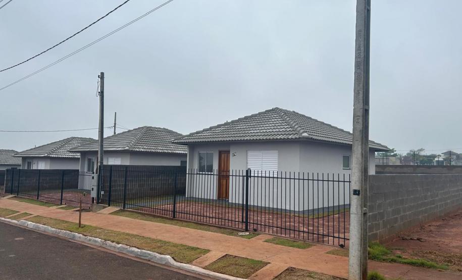 Com apoio do Casa Fácil, novo residencial é entregue e beneficia 30 famílias de Paranavaí