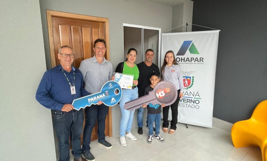 Com apoio do Casa Fácil, novo residencial é entregue e beneficia 30 famílias de Paranavaí