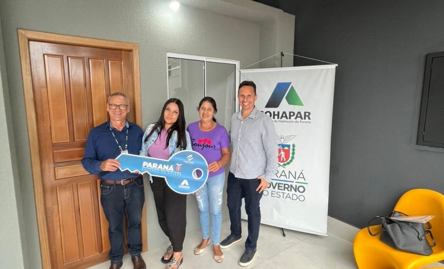 Com apoio do Casa Fácil, novo residencial é entregue e beneficia 30 famílias de Paranavaí