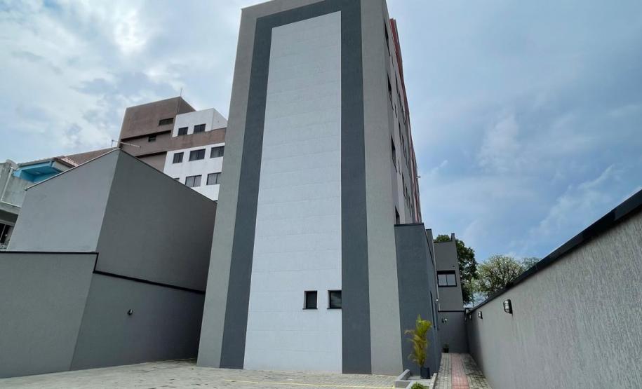 Cohapar entrega empreendimento com 24 apartamentos na capital