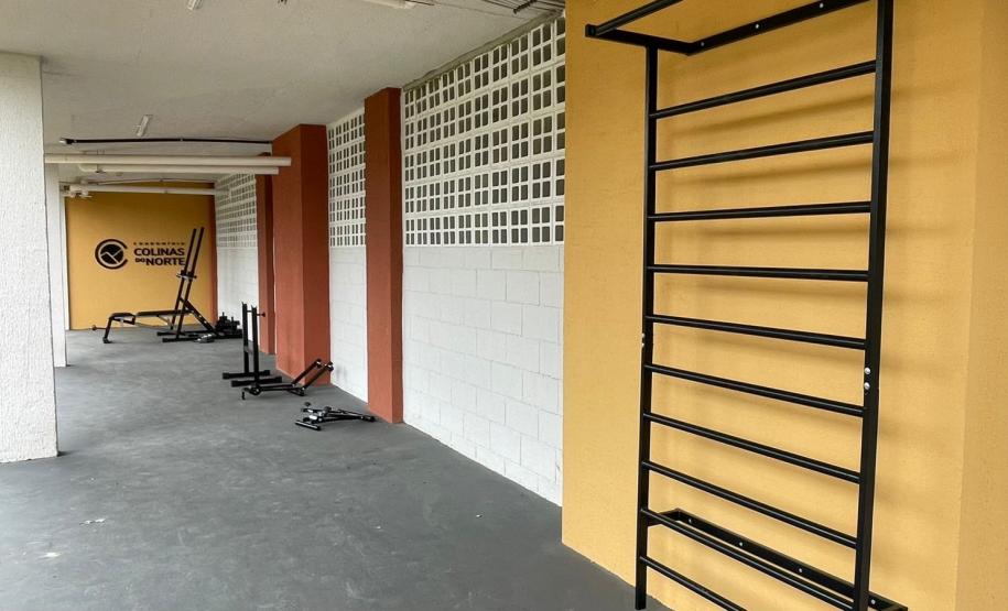 Cohapar entrega residencial com 184 casas e apartamentos em Curitiba