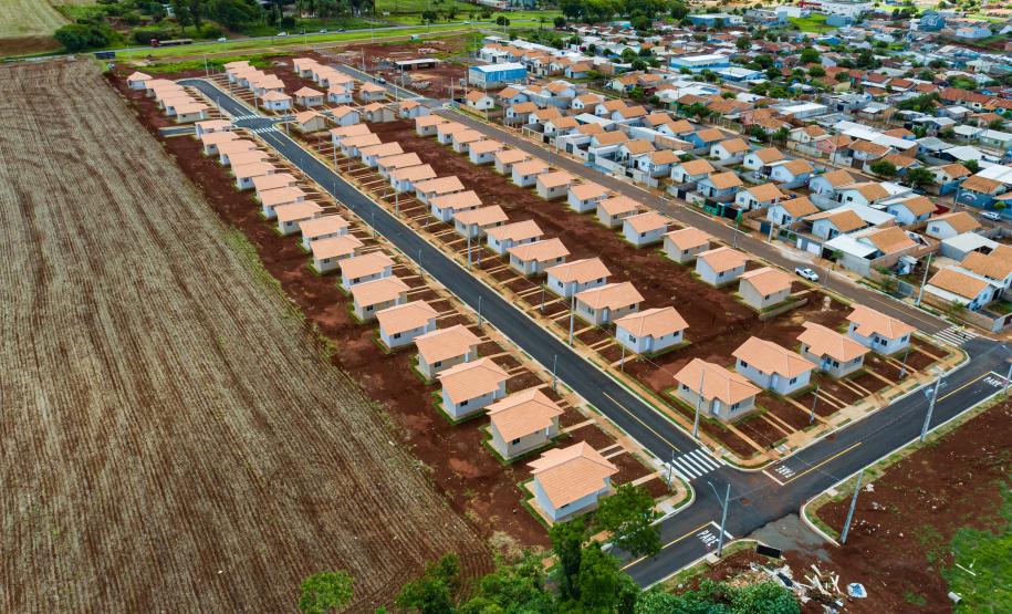 Com recursos do Estado, 71 famílias conquistam casas próprias em Jardim Alegre