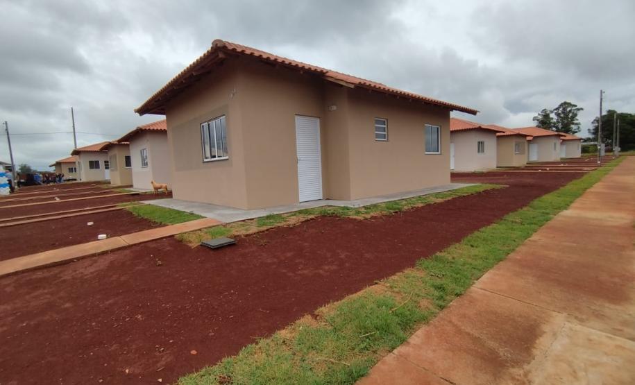 Com recursos do Estado, 71 famílias conquistam casas próprias em Jardim Alegre
