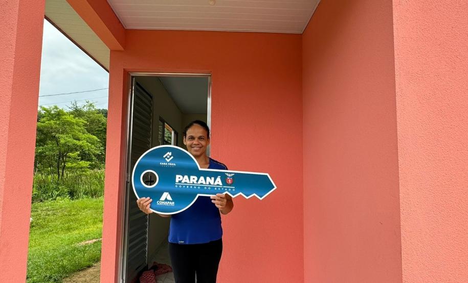 Cohapar entrega moradias para famílias quilombolas de Guaraqueçaba
