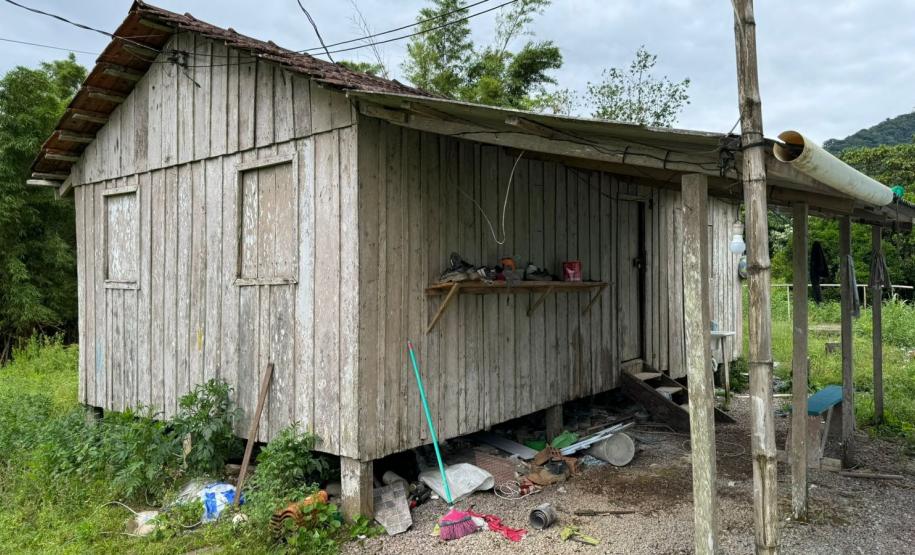 Cohapar entrega moradias para famílias quilombolas de Guaraqueçaba