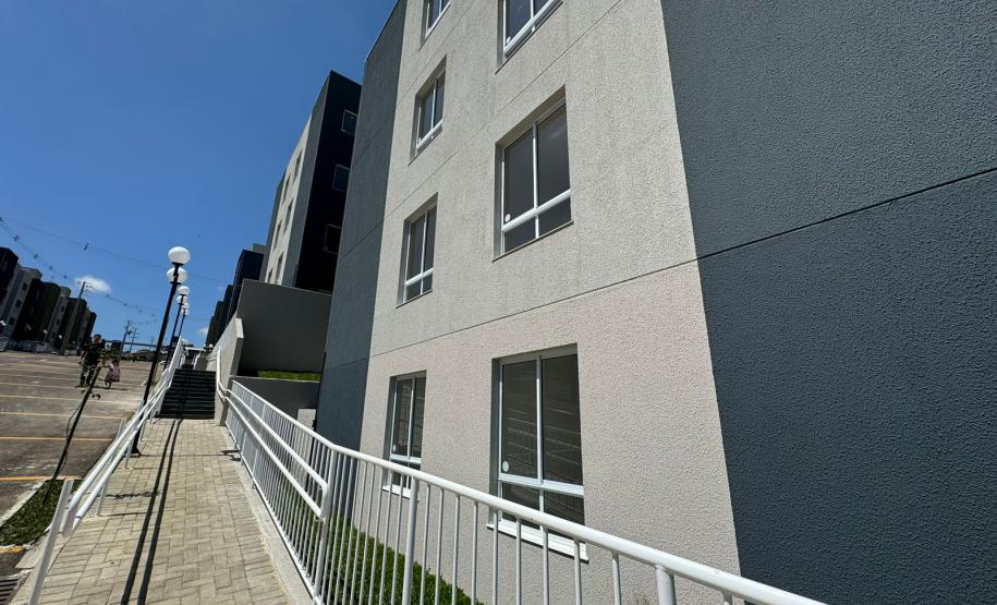 Com aporte de R$ 2,5 milhões pelo Casa Fácil, residencial com 208 apartamentos é entregue em Araucária