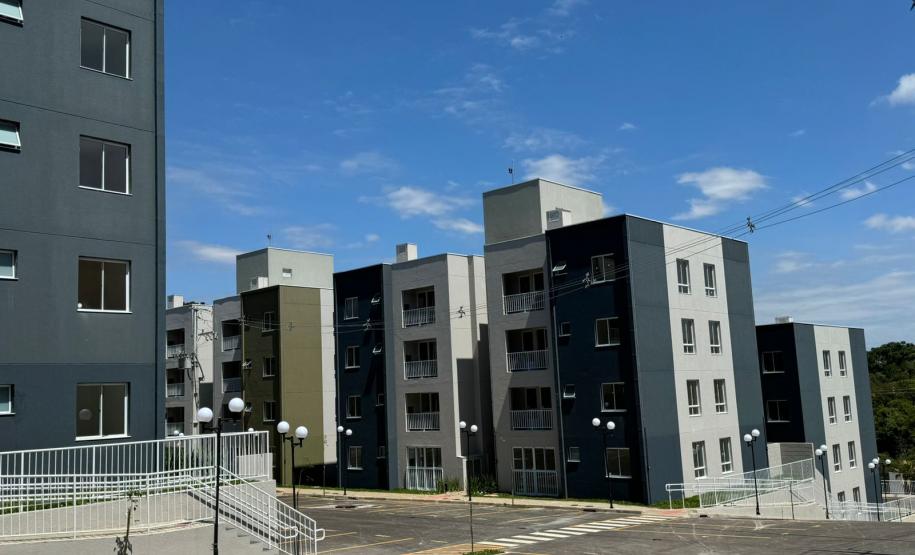 Com aporte de R$ 2,5 milhões pelo Casa Fácil, residencial com 208 apartamentos é entregue em Araucária