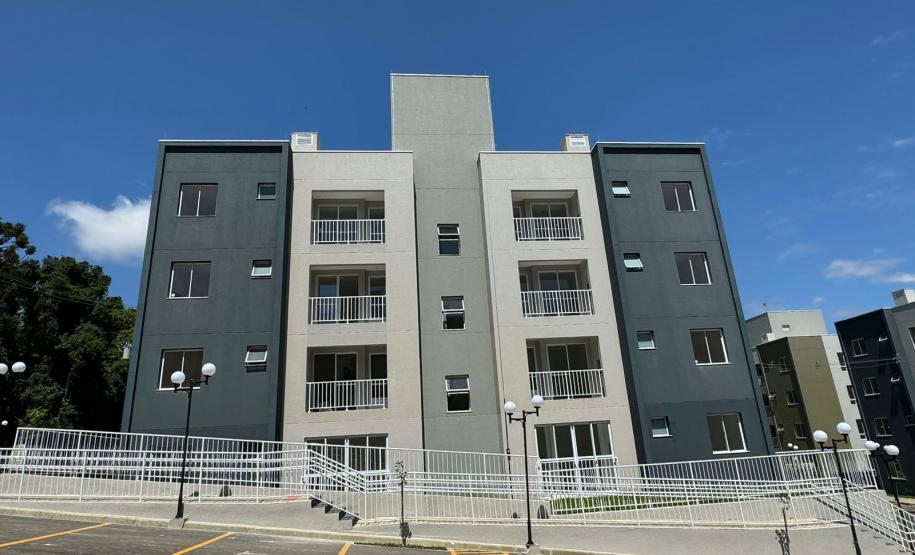Com aporte de R$ 2,5 milhões pelo Casa Fácil, residencial com 208 apartamentos é entregue em Araucária