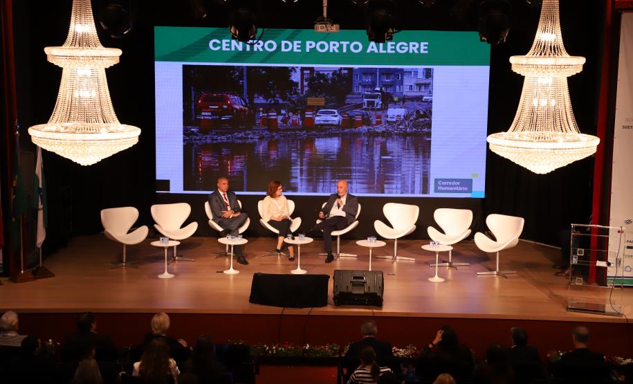 Painéis debatem programas, parcerias e fontes de financiamento para habitação