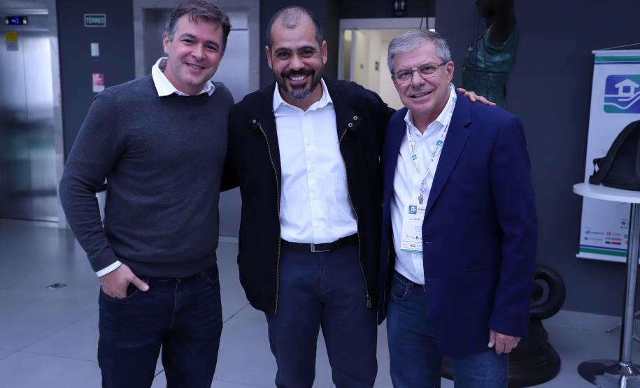 Painéis debatem programas, parcerias e fontes de financiamento para habitação