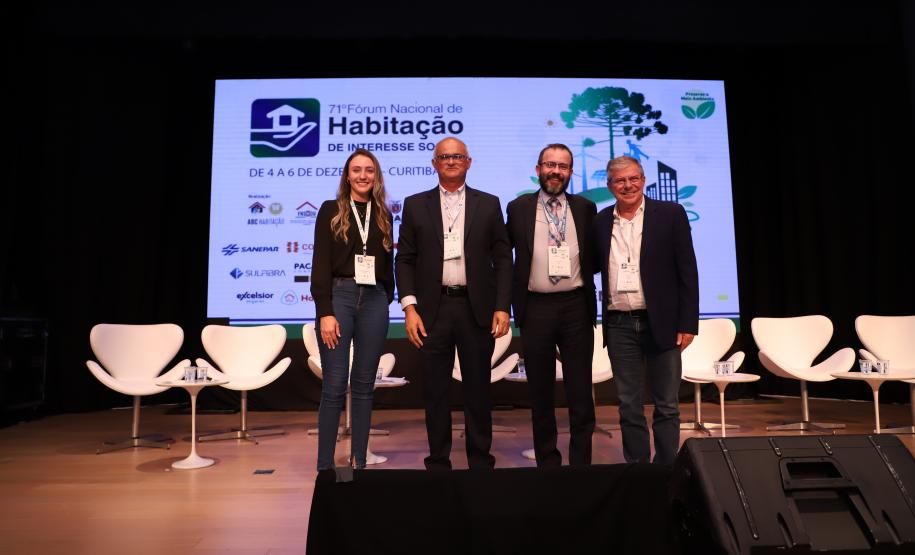 Painéis debatem programas, parcerias e fontes de financiamento para habitação
