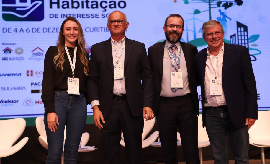 Painéis debatem programas, parcerias e fontes de financiamento para habitação