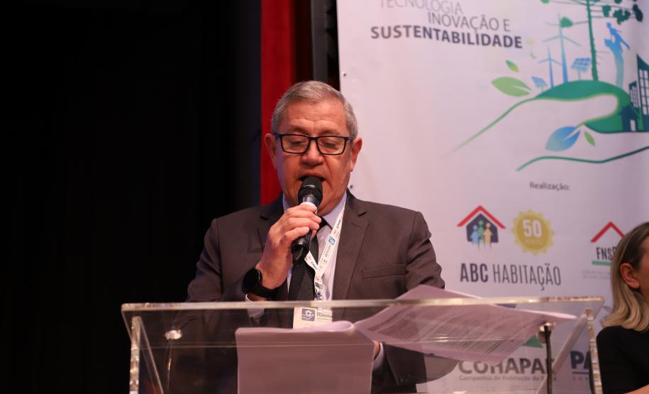 Painéis debatem programas, parcerias e fontes de financiamento para habitação