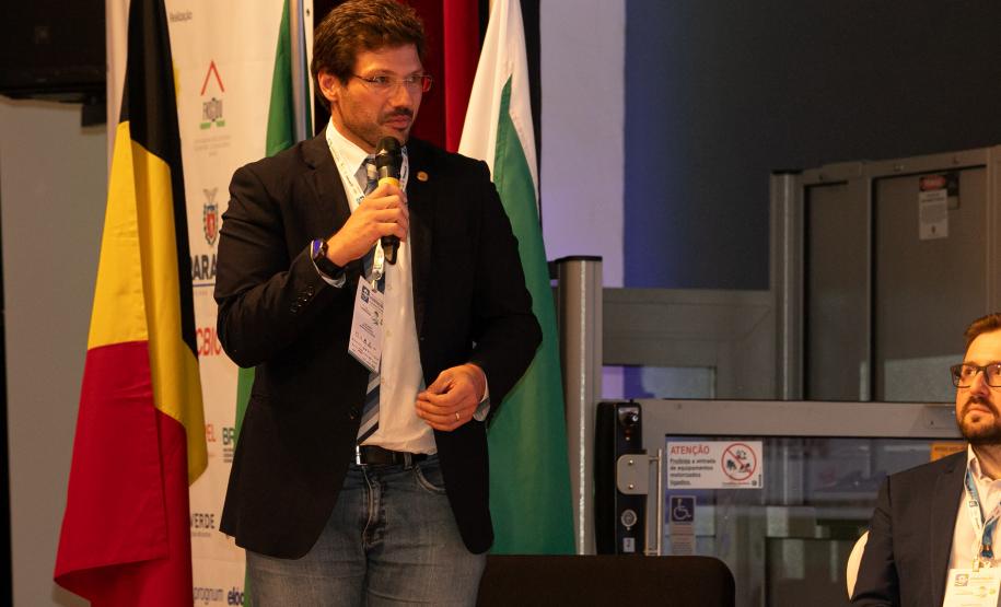 R$ 1,7 bilhão: Paraná firma convênio com BID e Caixa para novas fases do Casa Fácil