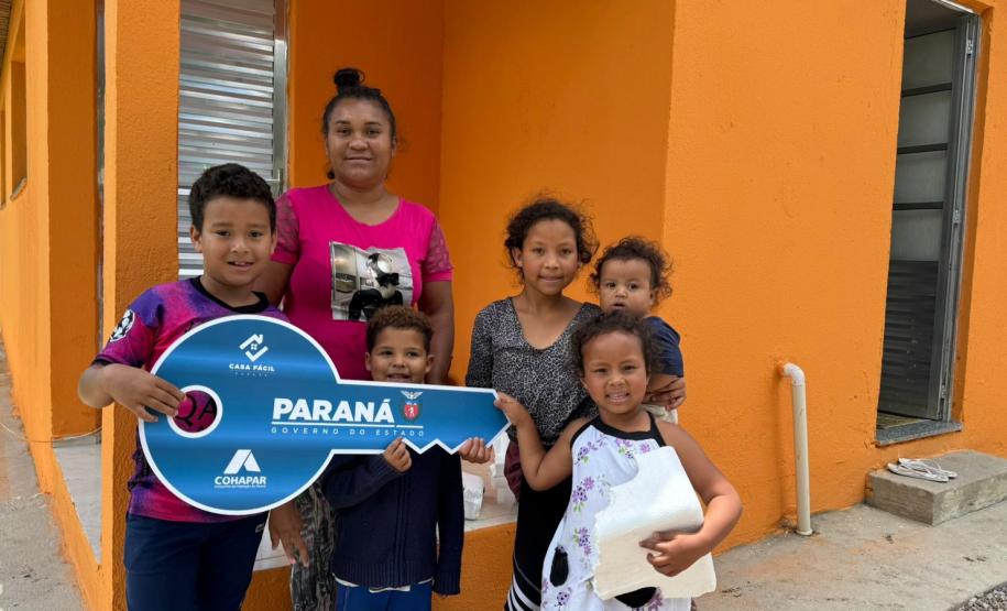 Cohapar entrega 178 imóveis urbanos e rurais para famílias de Lapa