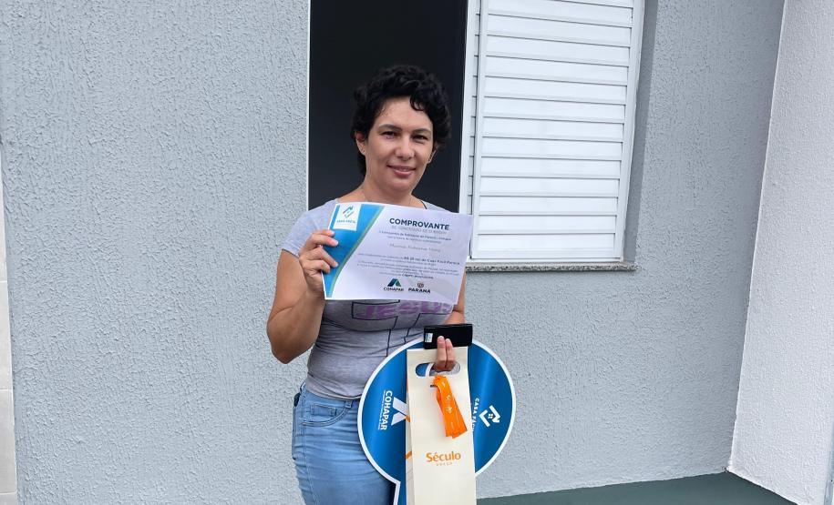 Mais 42 famílias de Campo Mourão recebem as chaves da casa própria com a ajuda do Governo do Estado