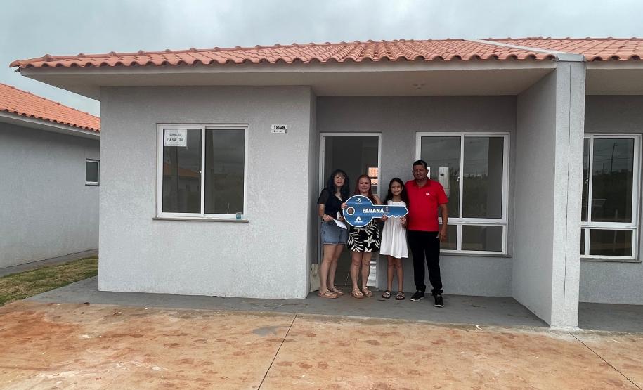 Com mais de R$ 2 milhões do Casa Fácil, 104 famílias de Campo Mourão conquistam imóveis próprios
