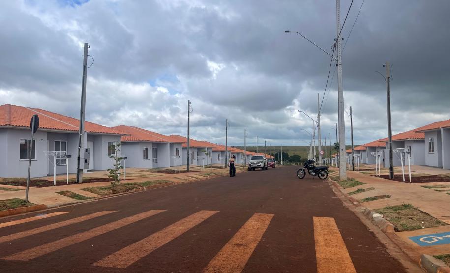 Com mais de R$ 2 milhões do Casa Fácil, 104 famílias de Campo Mourão conquistam imóveis próprios