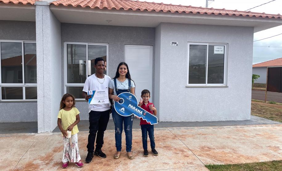 Com mais de R$ 2 milhões do Casa Fácil, 104 famílias de Campo Mourão conquistam imóveis próprios