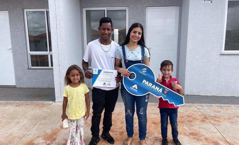Com mais de R$ 2 milhões do Casa Fácil, 104 famílias de Campo Mourão conquistam imóveis próprios
