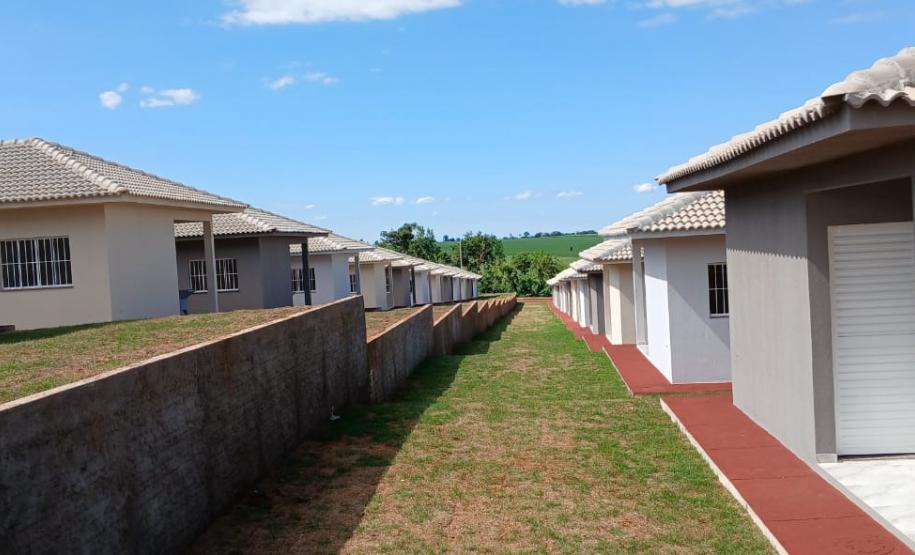 Em Jussara e Santa Cruz do Monte Castelo, 89 famílias comemoraram as festas de fim de ano em suas moradias próprias