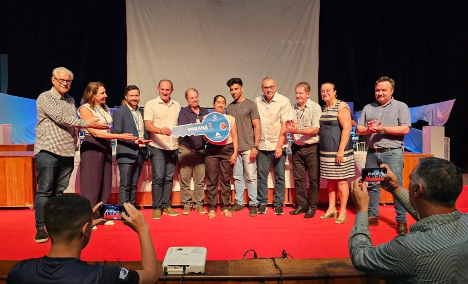 Aporte de R$ 1,1 milhão em recursos estaduais garante entrega de residencial com 84 moradias em Toledo