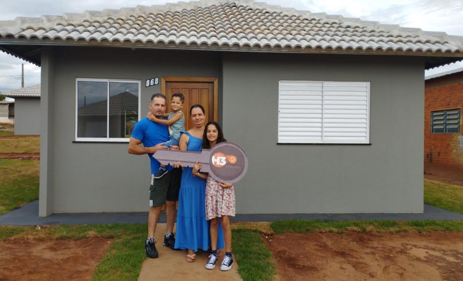 Em Jussara e Santa Cruz do Monte Castelo, 89 famílias comemoraram as festas de fim de ano em suas moradias próprias