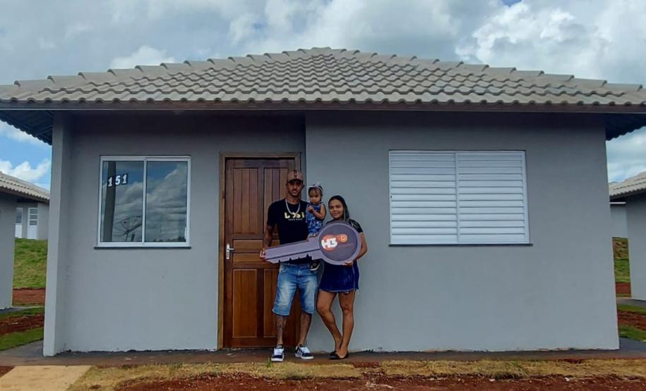 Em Jussara e Santa Cruz do Monte Castelo, 89 famílias comemoraram as festas de fim de ano em suas moradias próprias