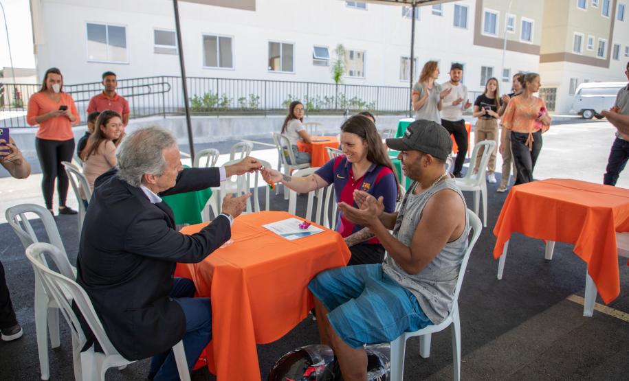 Casa Fácil aplica mais de R$ 2 milhões em recursos e garante obra com 192 apartamentos na capital