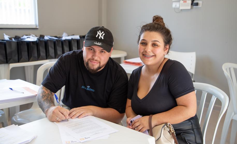 Com recursos do Casa Fácil, Cohapar entrega novo empreendimento com 96 apartamentos em Pinhais