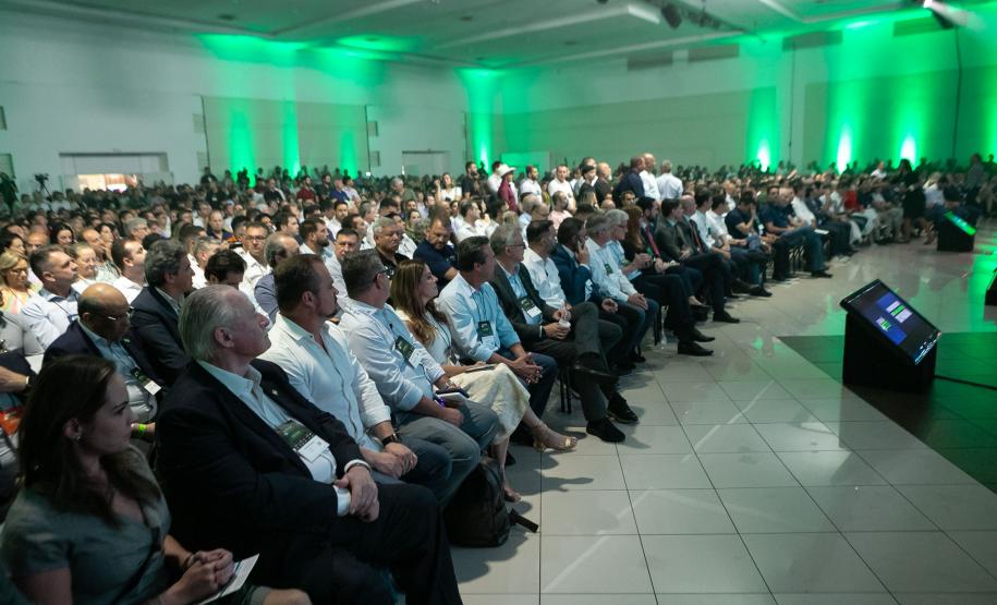 Governador destaca parceria com municípios na abertura do Paraná Mais Cidades