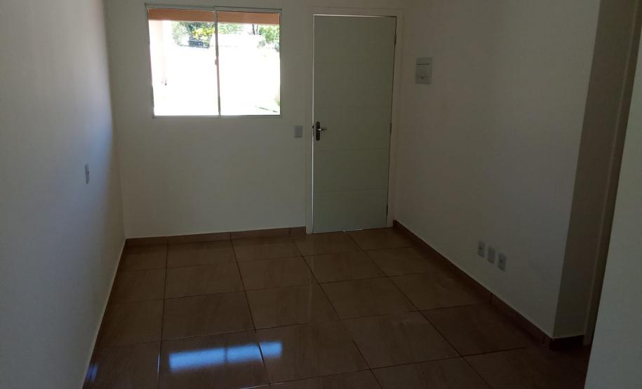 Com apoio do Estado, 50 famílias recebem as chaves da casa própria em Ponta Grossa