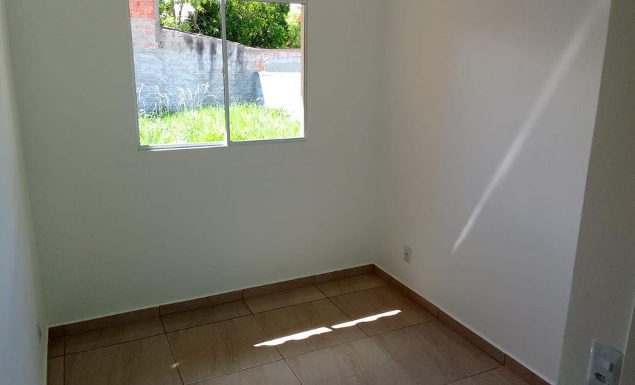 Com apoio do Estado, 50 famílias recebem as chaves da casa própria em Ponta Grossa