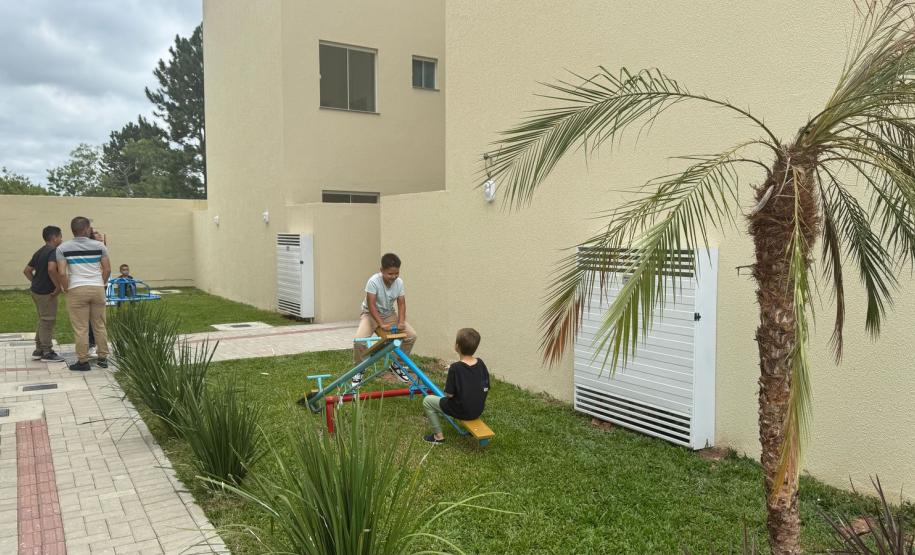 96 famílias de Araucária conquistam imóveis próprio com ajuda do Casa Fácil Paraná