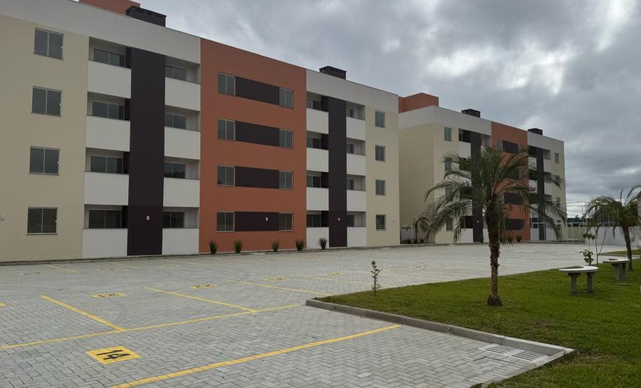 96 famílias de Araucária conquistam imóveis próprio com ajuda do Casa Fácil Paraná