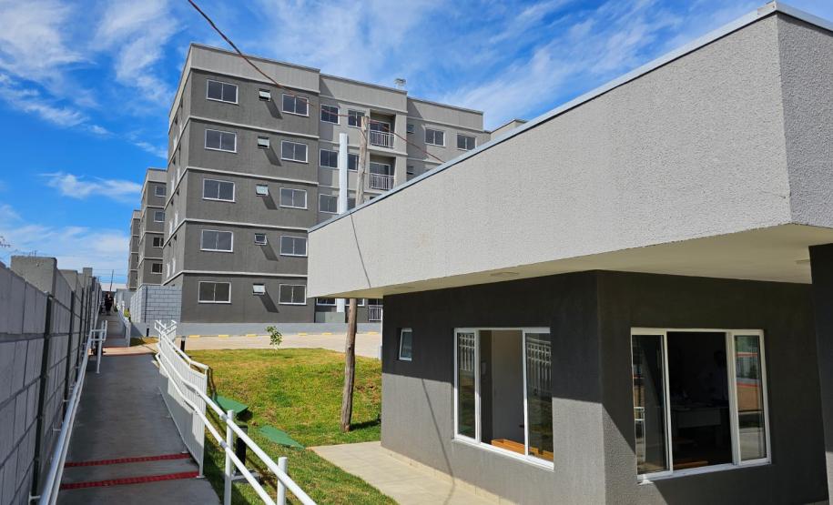 Com mais de R$ 2,4 milhões em recursos estaduais, residencial beneficia 200 famílias em Cascavel