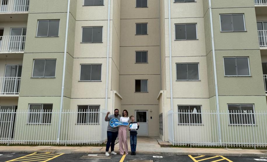 Recursos estaduais ajudam 144 famílias de Almirante Tamandaré a conquistarem a moradia própria